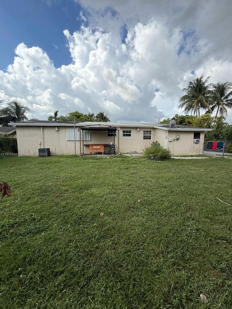 See details 11515 4 / 2 1350 sq. ft. $ 2025-09-04 0 Photo