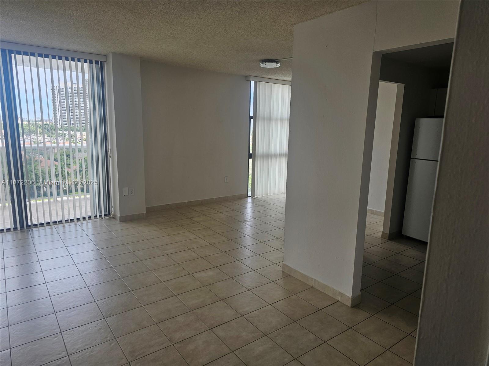 Photo of 3675 Country Club Dr  #1001, Aventura, Florida, 33180 - 