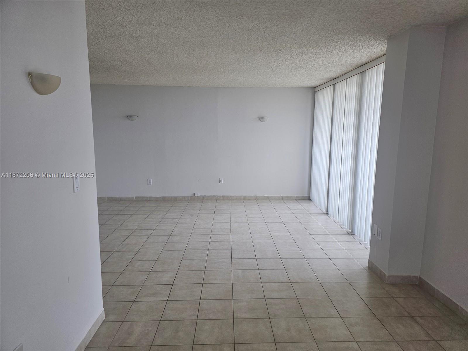 Photo of 3675 Country Club Dr  #1001, Aventura, Florida, 33180 - 