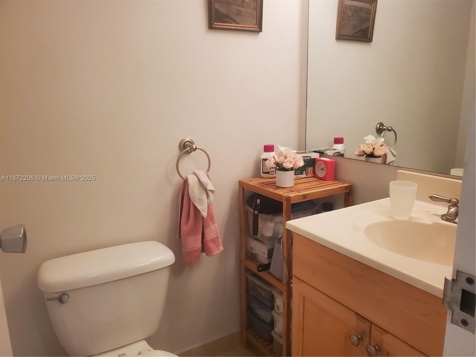 Photo of 3675 Country Club Dr  #1001, Aventura, Florida, 33180 - 