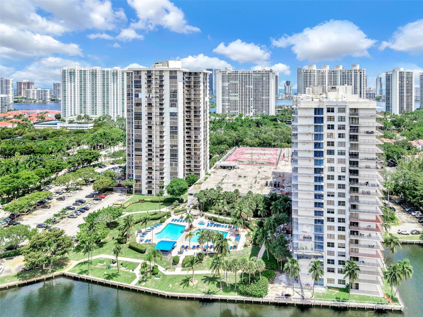 Photo of 18181 31st Ct  #807, Aventura, Florida, 33160 - 