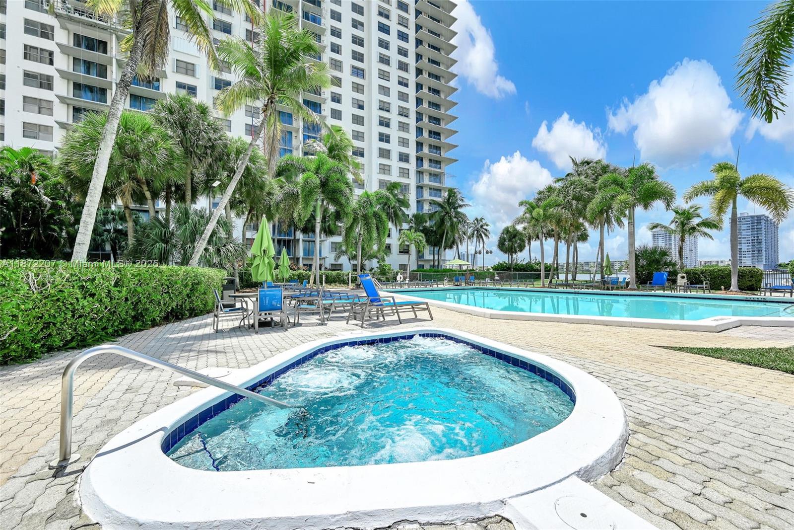 Photo of 18181 31st Ct  #807, Aventura, Florida, 33160 - 