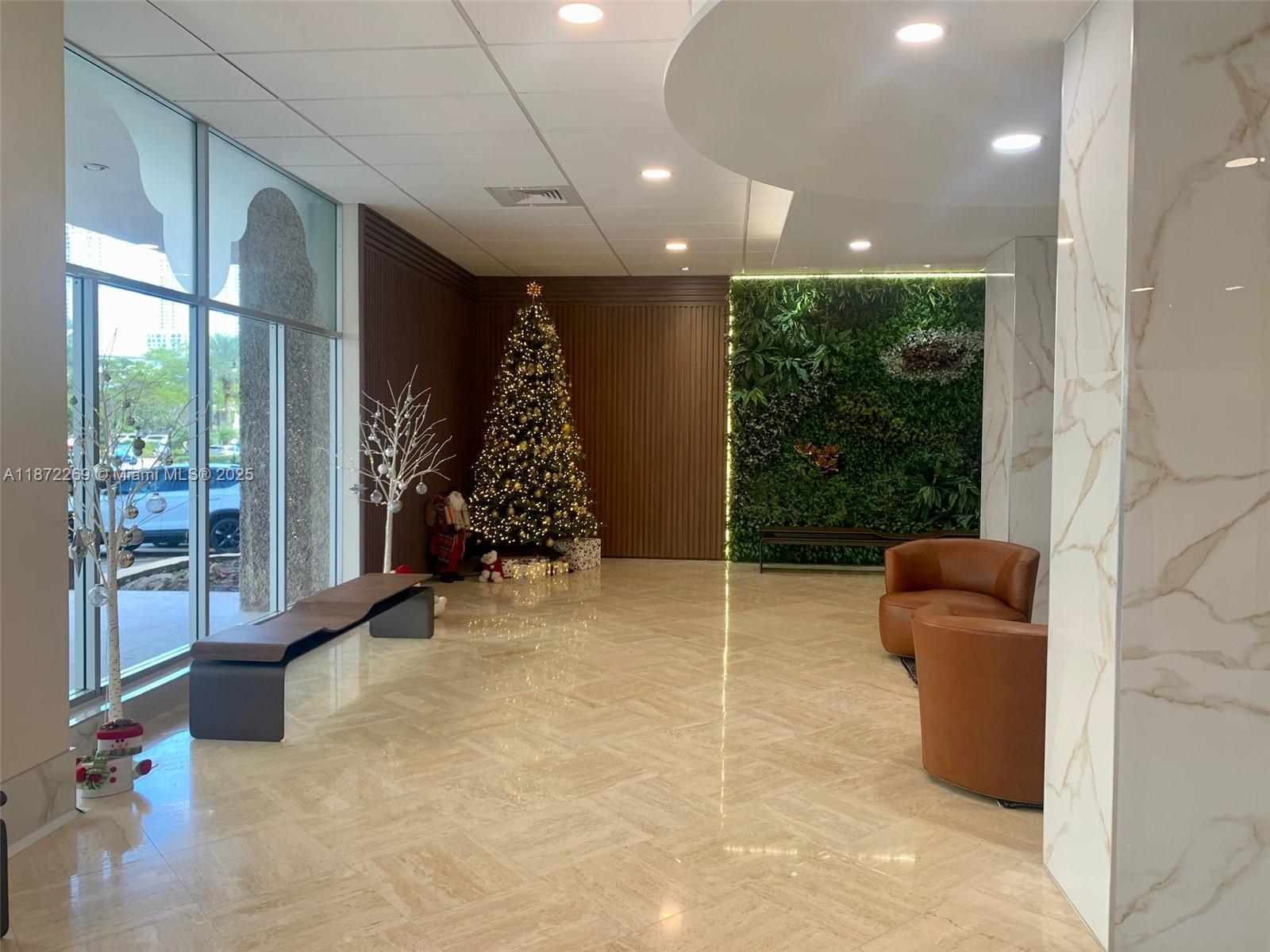 See details 1801 1 / 2 975 sq. ft. $ 2025-09-04 0 Photo