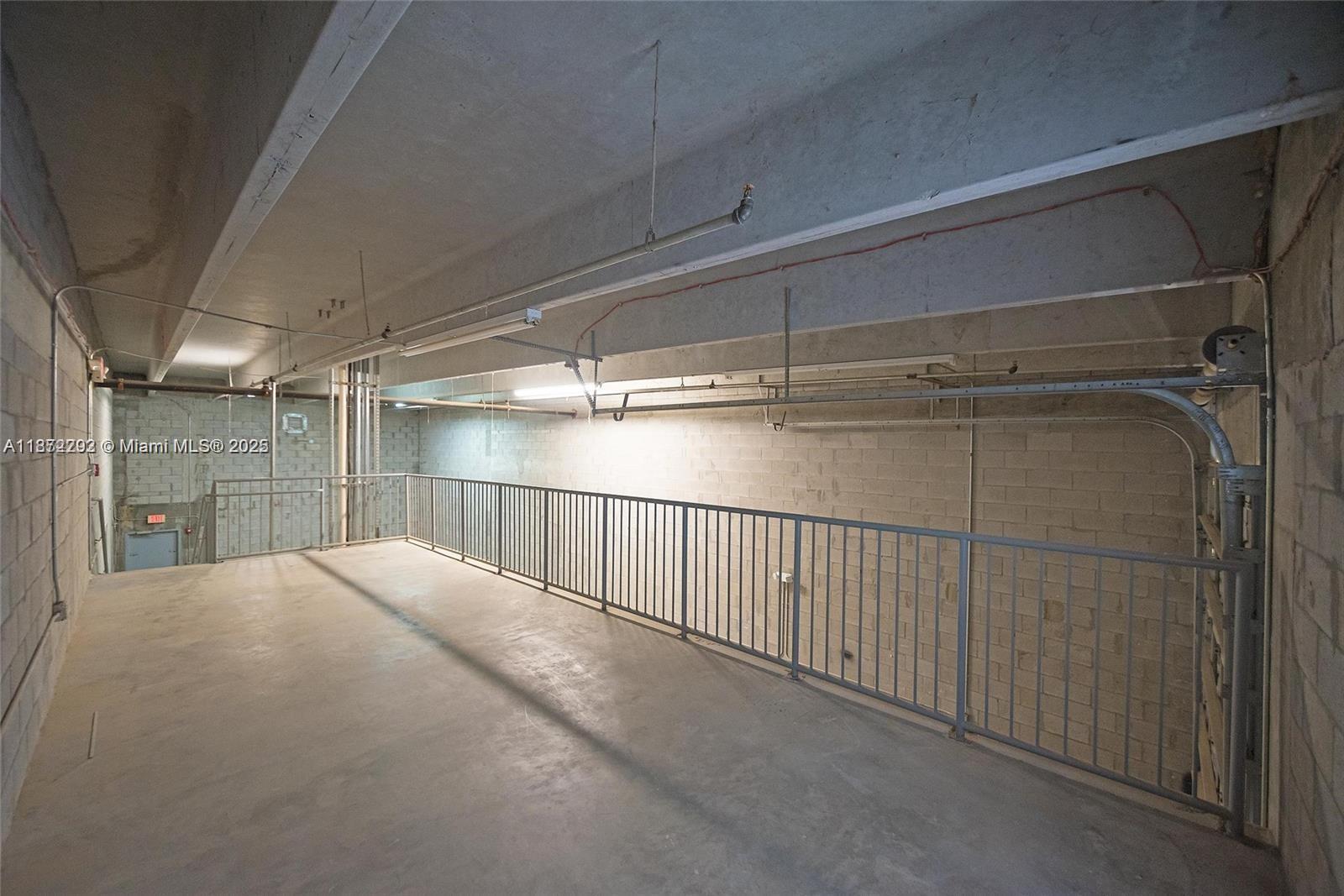 Ver detalles 104 / sq. ft. $ 2025-09-04 0 foto