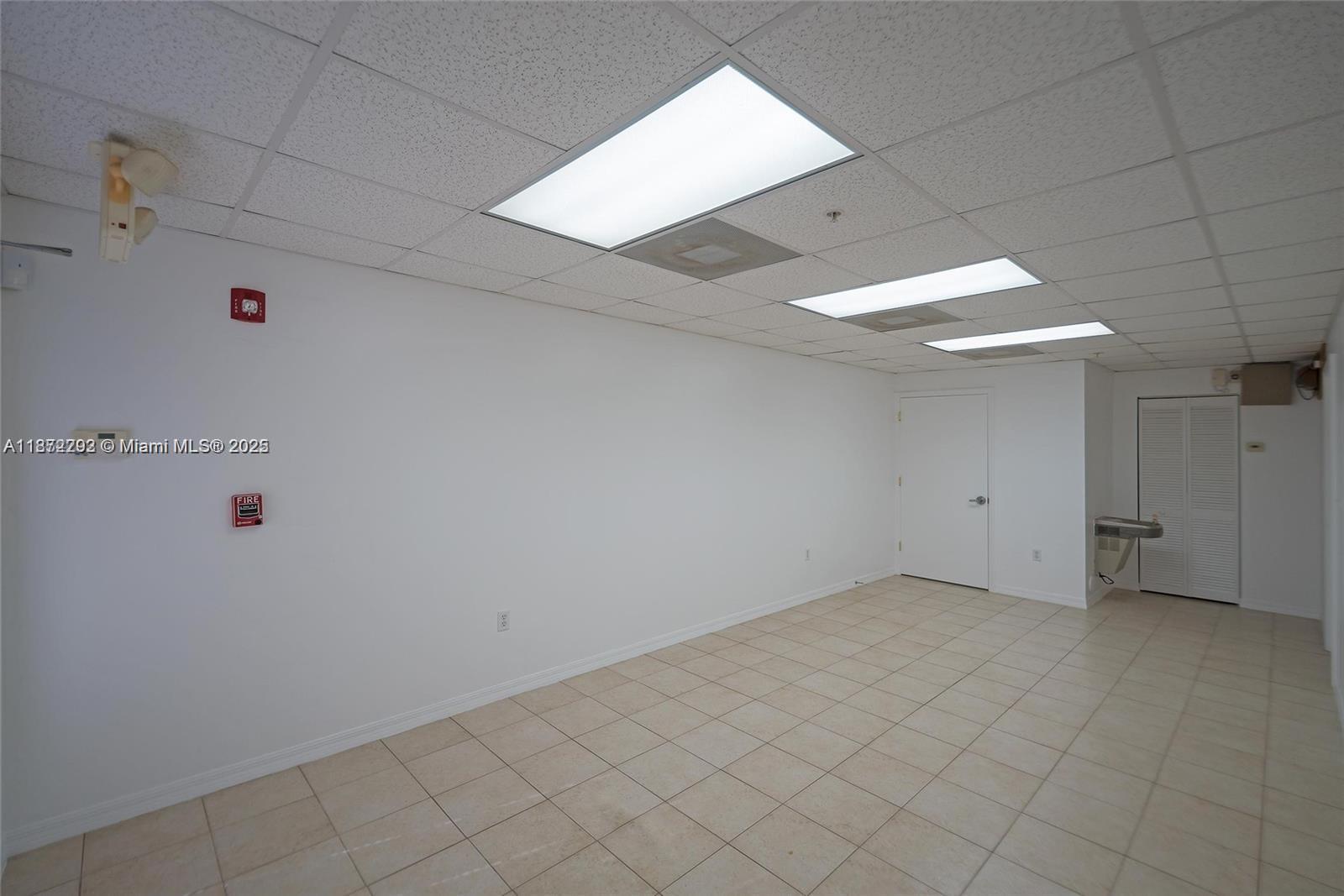 Ver detalles 104 / sq. ft. $ 2025-09-04 0 foto