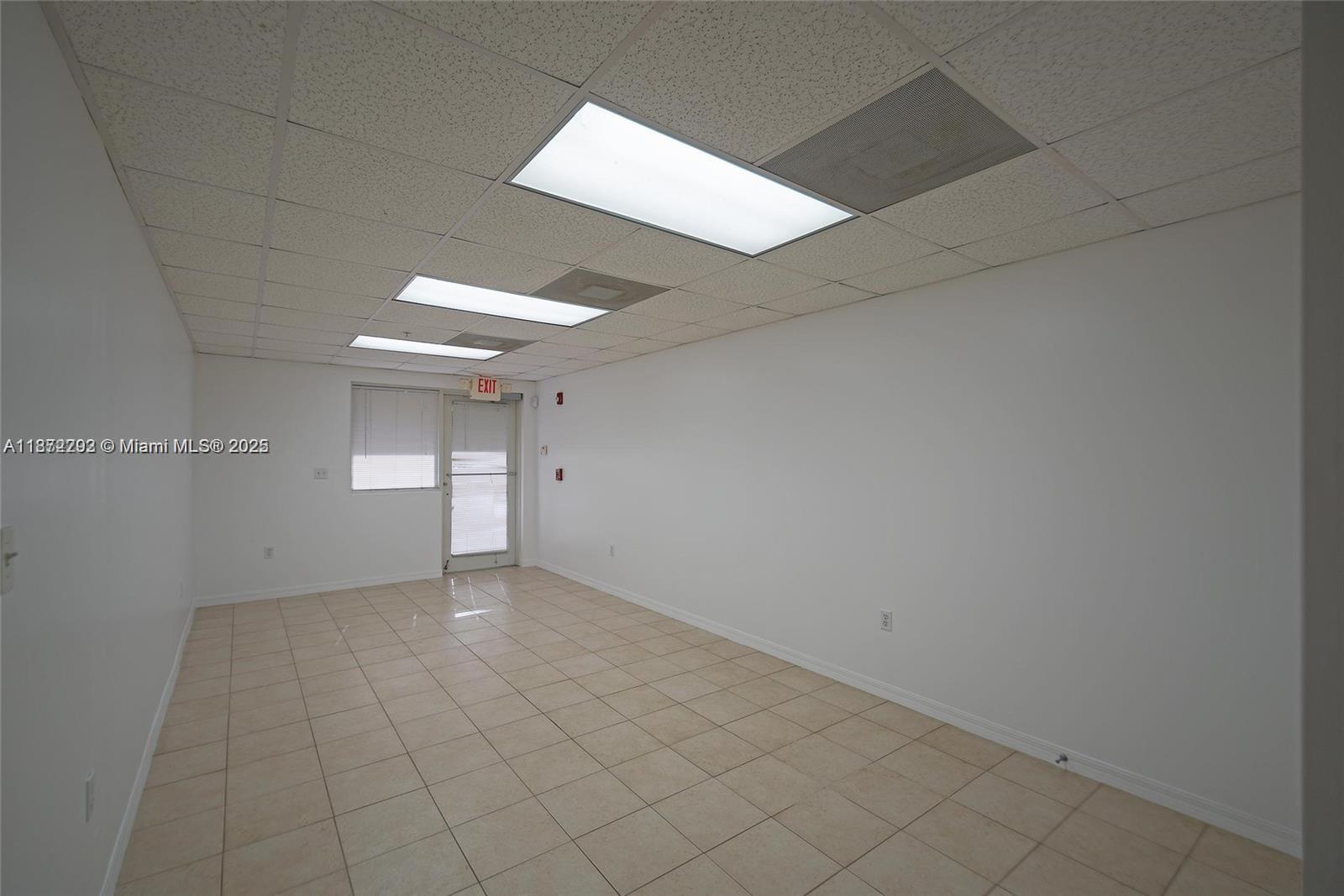 Ver detalles 104 / sq. ft. $ 2025-09-04 0 foto