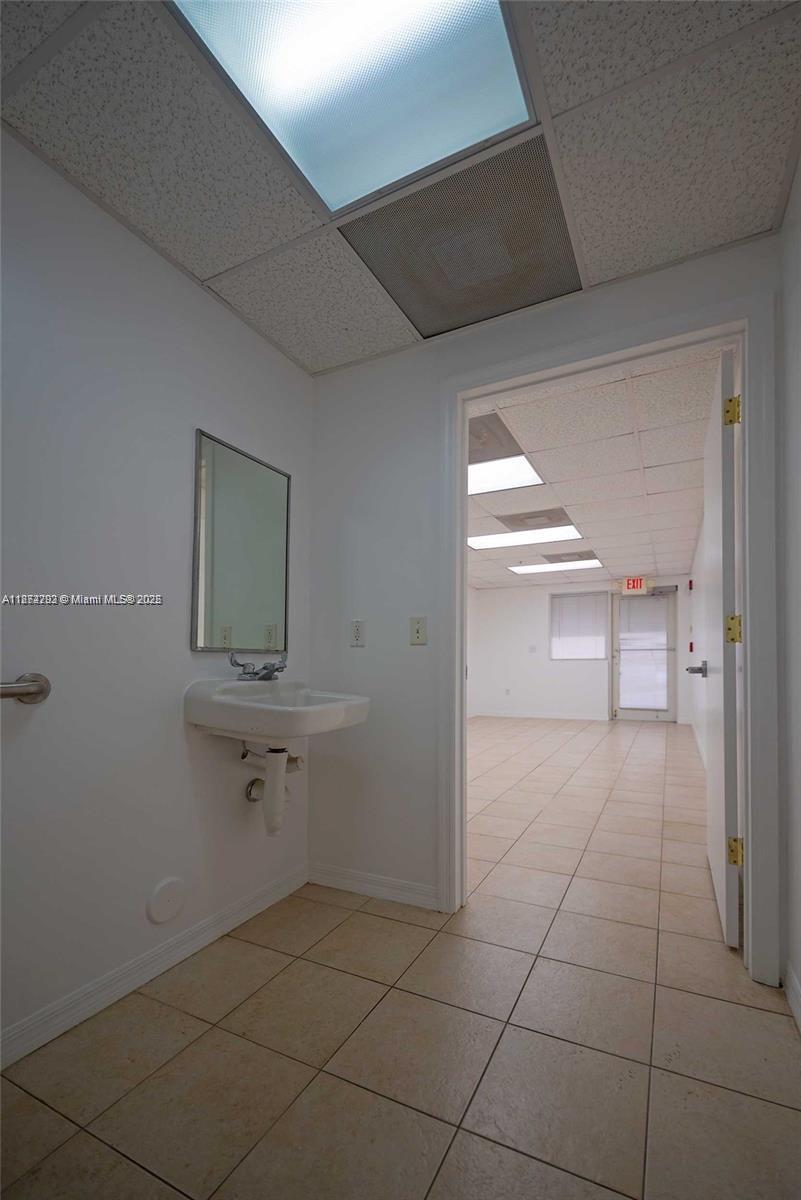 Ver detalles 104 / sq. ft. $ 2025-09-04 0 foto