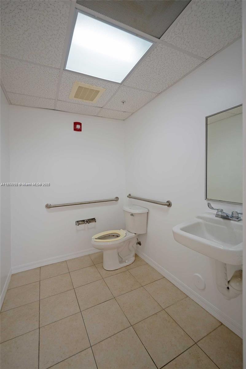 Ver detalles 104 / sq. ft. $ 2025-09-04 0 foto