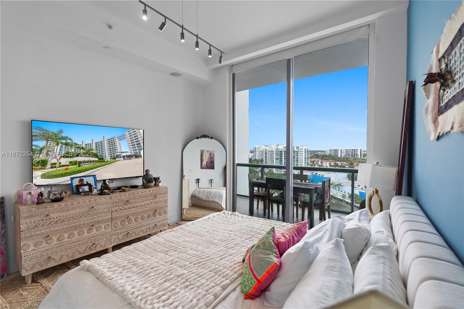 Photo of 3300 188th St #LPH16, Aventura, Florida, 33180 -