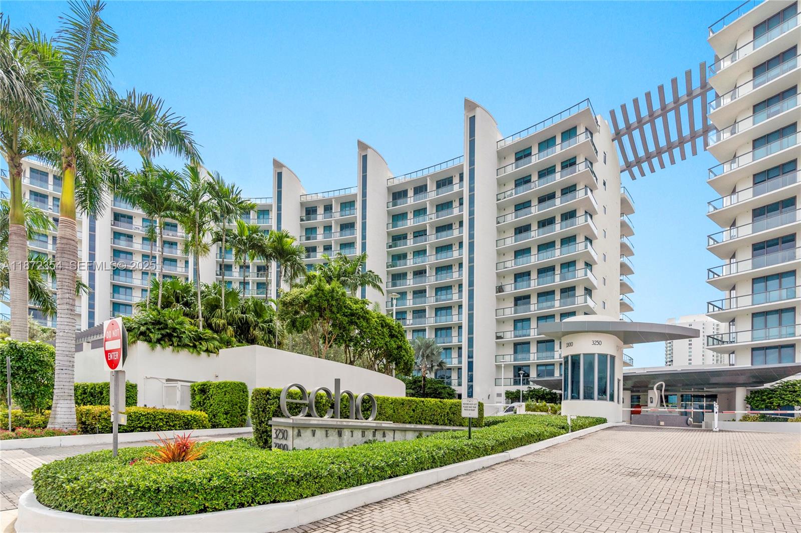 Photo of 3300 188th St  #LPH16, Aventura, Florida, 33180 - 