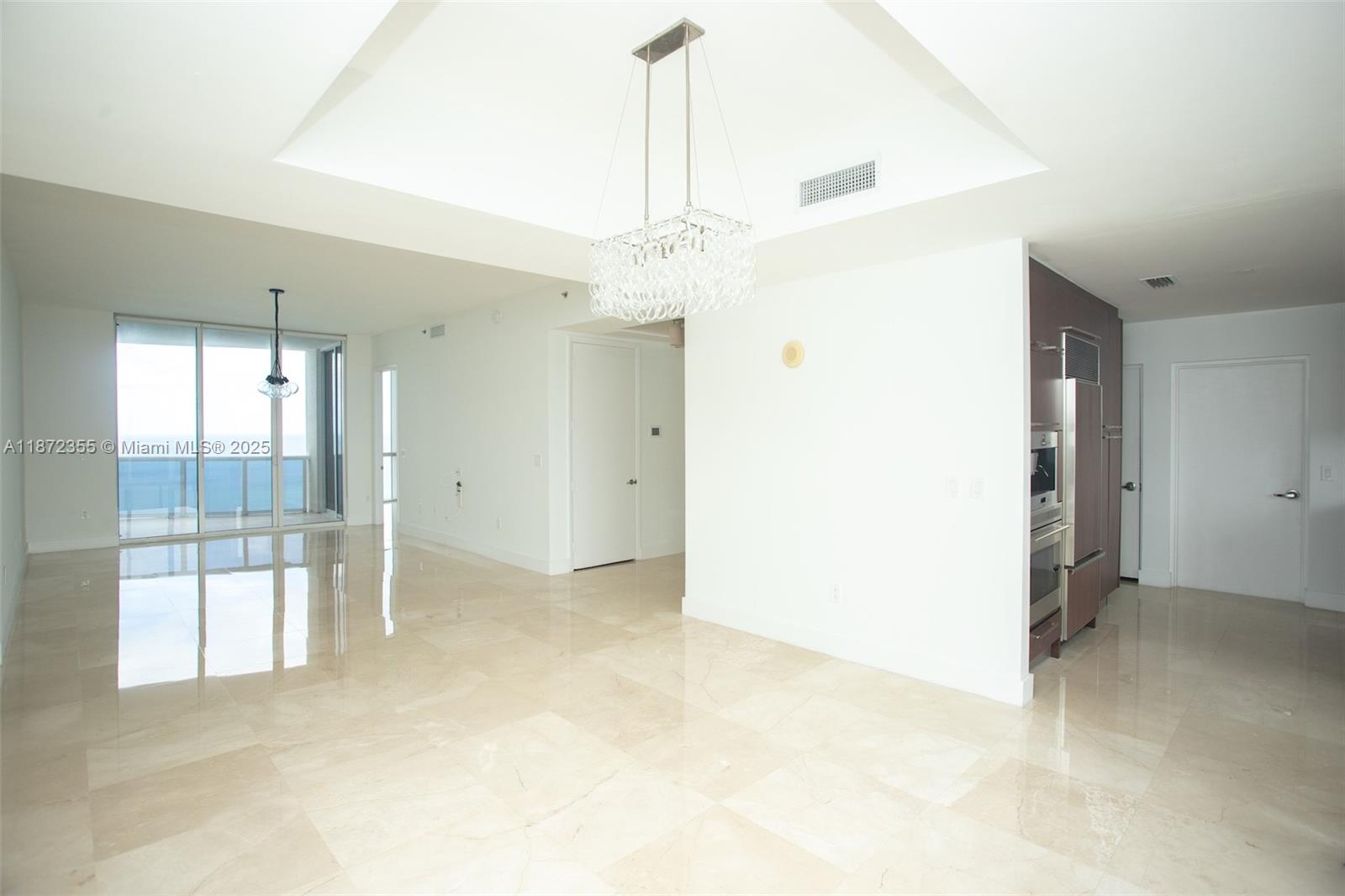 3004 3 / 4 2558 sq. ft. $ 2025-09-04 0 Photo