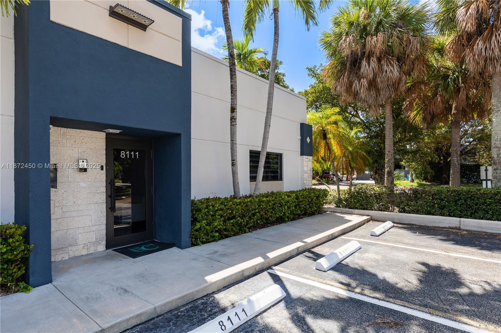 See details / sq. ft. $ 2025-09-04 0 Photo