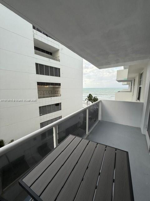 Photo of 3725 Ocean Dr  #605, Hollywood, Florida, 33019 - 