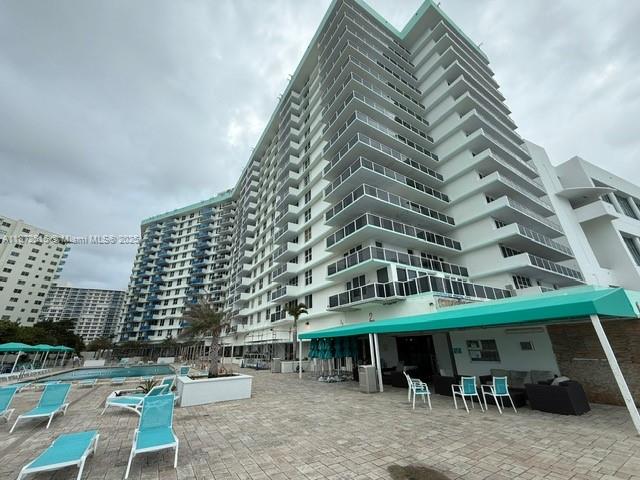 Photo of 3725 Ocean Dr  #605, Hollywood, Florida, 33019 - 