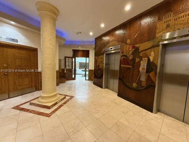 Photo of 3725 Ocean Dr  #605, Hollywood, Florida, 33019 - 