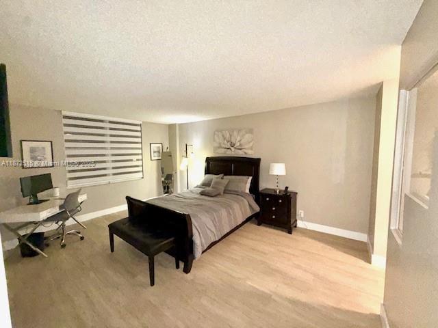 Photo of 3725 Ocean Dr  #605, Hollywood, Florida, 33019 - 