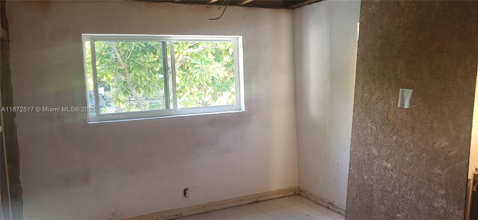 Ver detalles 731 2 / 2 1247 sq. ft. $ 2025-09-18 0 foto
