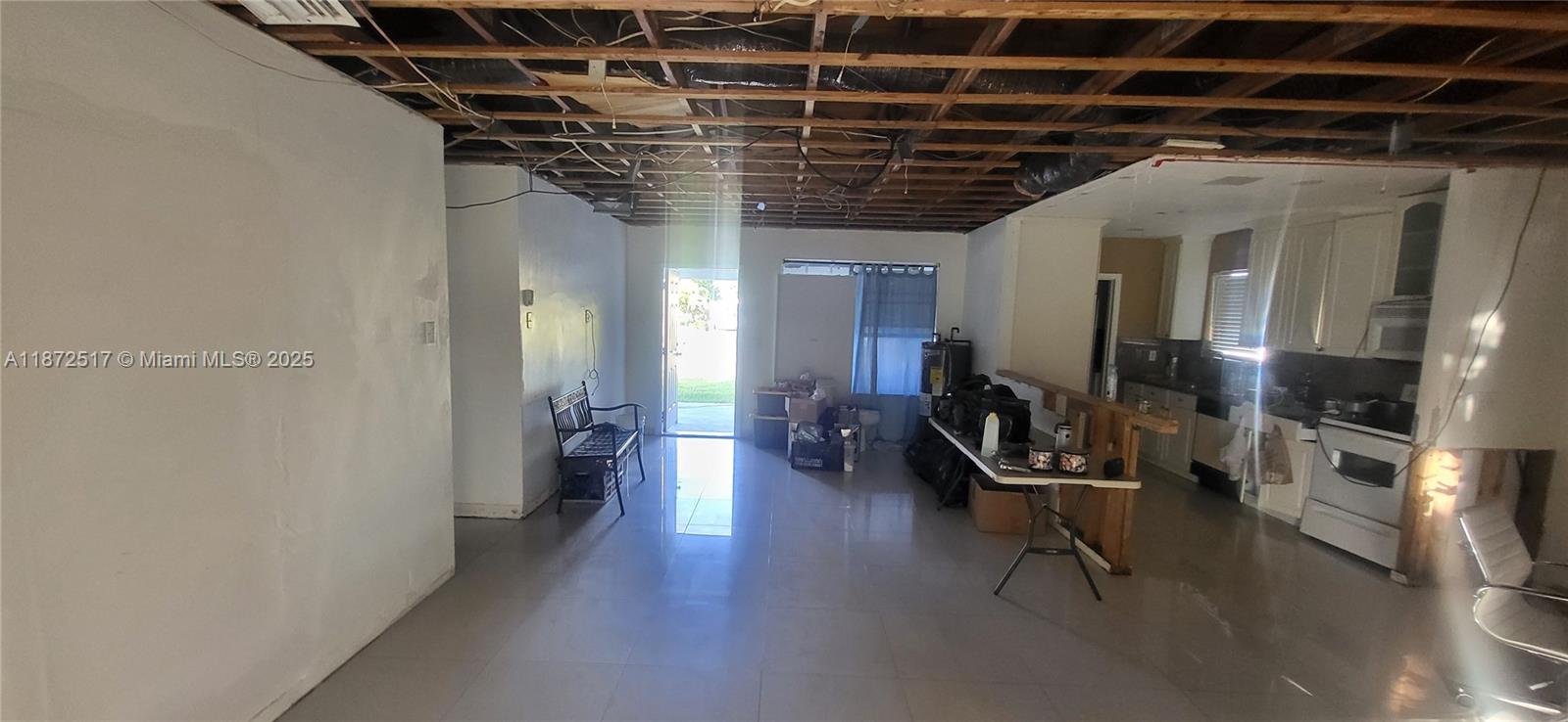 Ver detalles 731 2 / 2 1247 sq. ft. $ 2025-09-18 0 foto