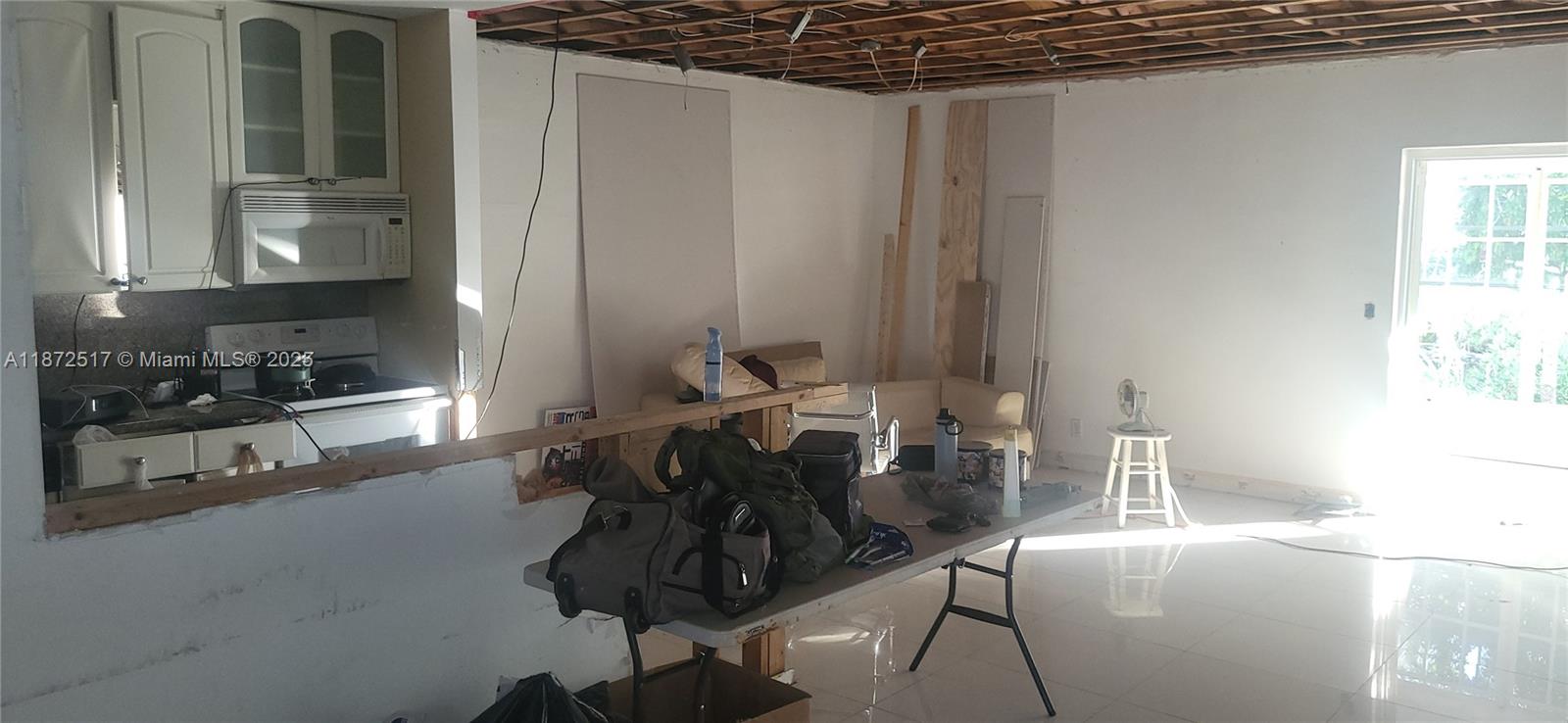 Ver detalles 731 2 / 2 1247 sq. ft. $ 2025-09-18 0 foto