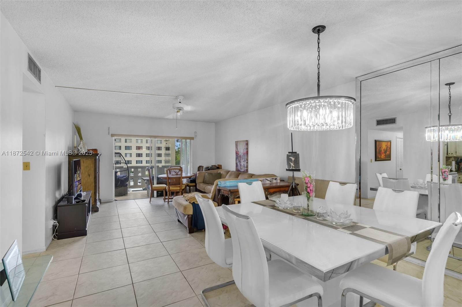314 2 / 2 1132 sq. ft. $ 2025-09-19 0 Photo