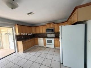   /  2483 sq. ft. $ 2025-09-04 0 foto