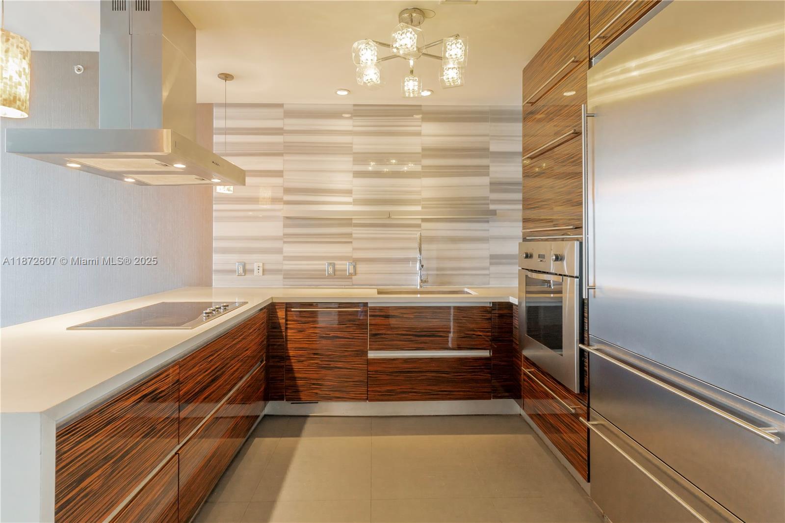 Ver detalles 4502 2 / 3 1557 sq. ft. $ 2025-09-04 0 foto
