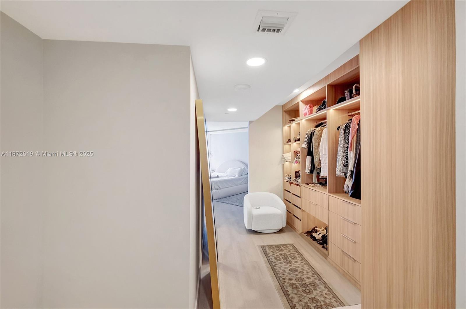 Photo of 16485 Collins Ave  #932, Sunny Isles Beach, Florida, 33160 - 