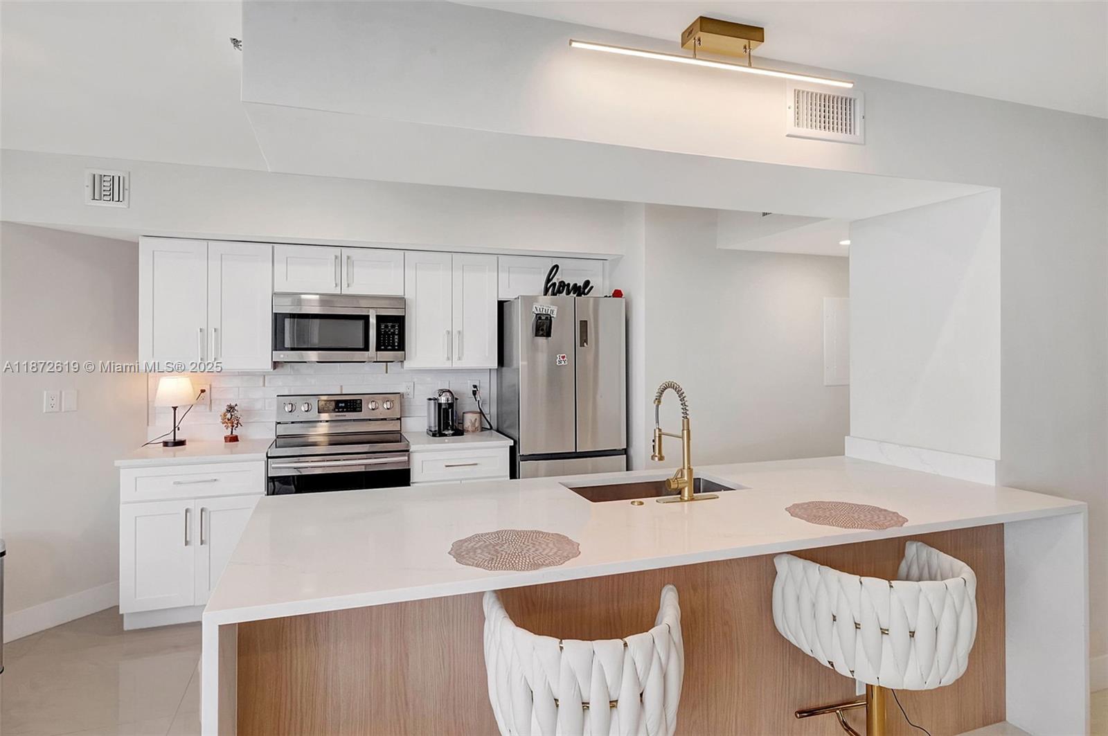 Photo of 16485 Collins Ave  #932, Sunny Isles Beach, Florida, 33160 - 