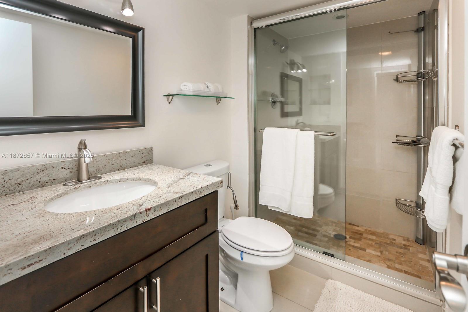 Photo of 3675 Country Club Dr  #1706, Aventura, Florida, 33180 - 