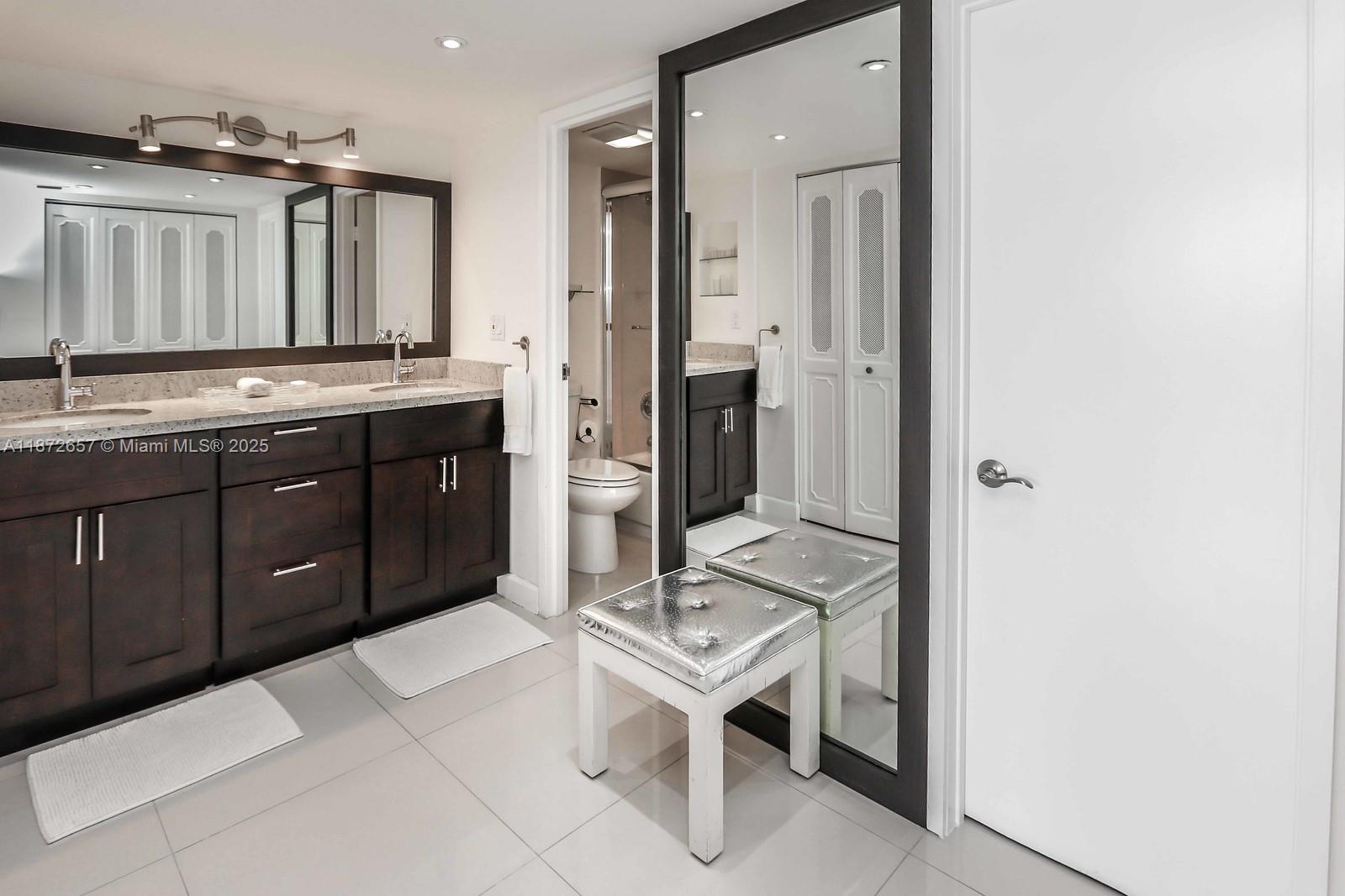 Photo of 3675 Country Club Dr  #1706, Aventura, Florida, 33180 - 