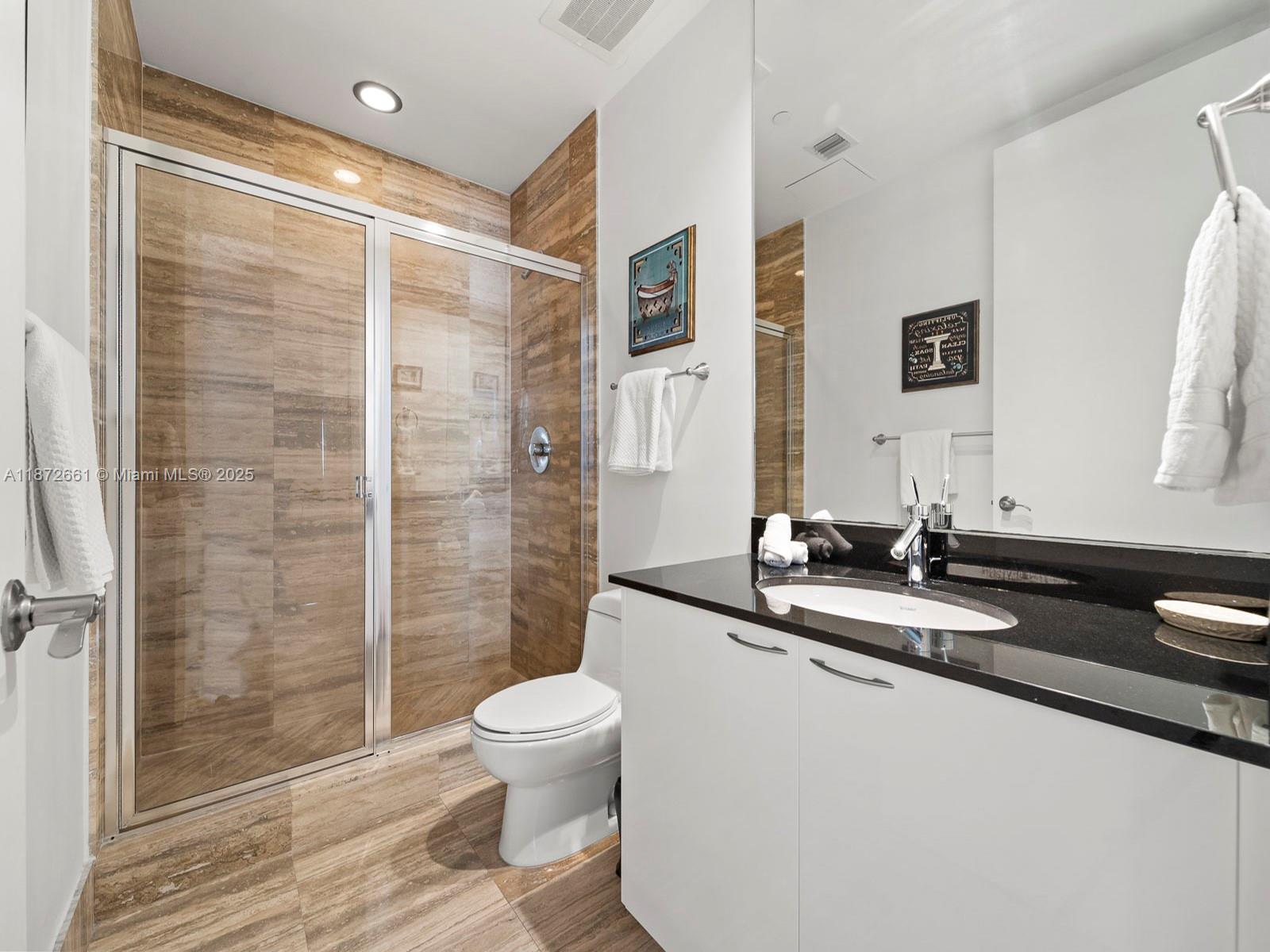 405 2 / 2 1435 sq. ft. $ 2025-09-04 0 Photo