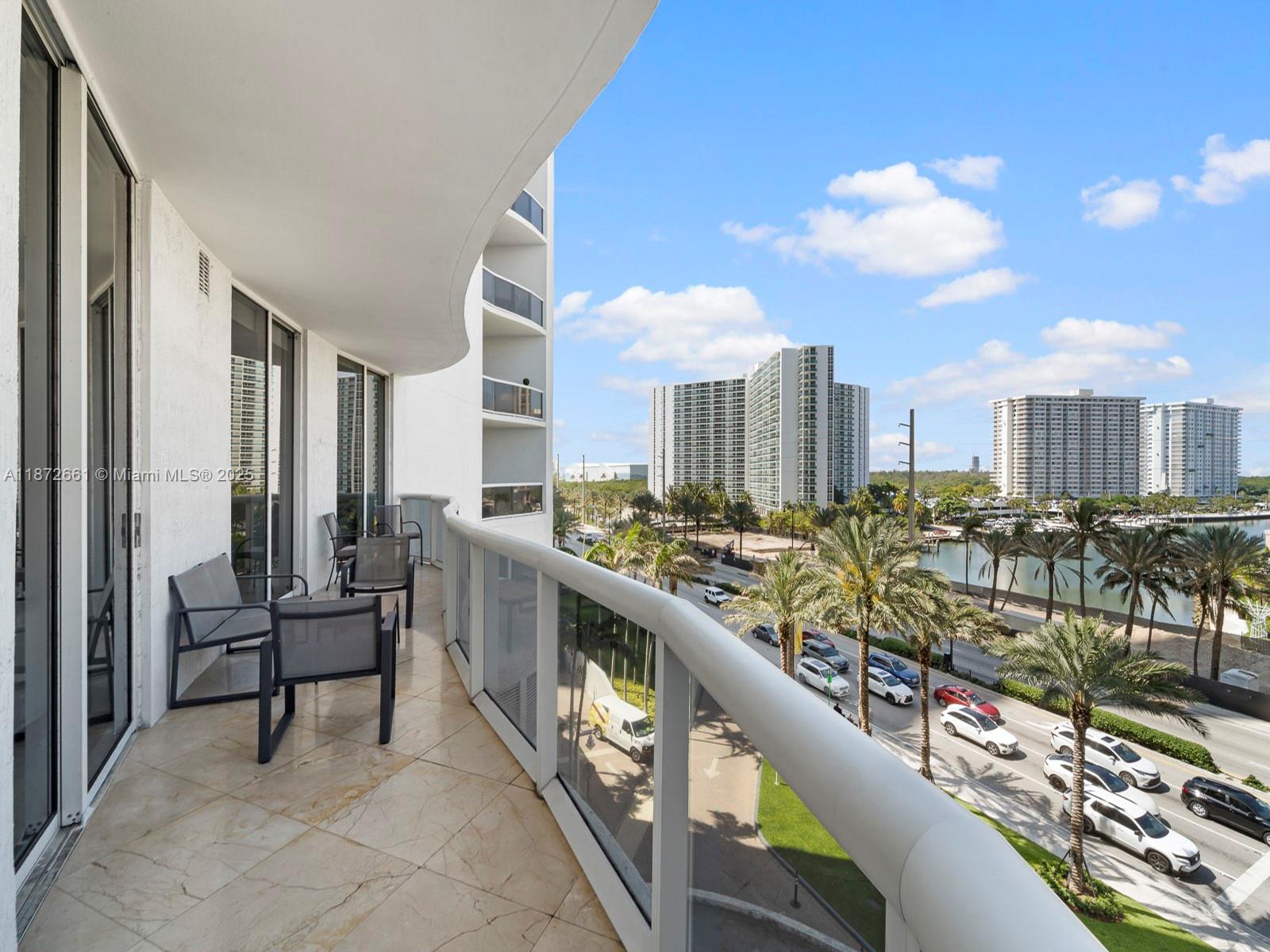 405 2 / 2 1435 sq. ft. $ 2025-09-04 0 Photo