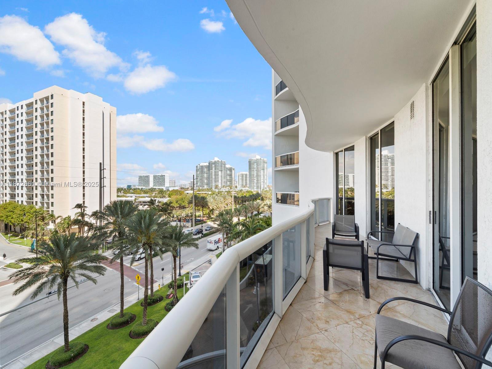 405 2 / 2 1435 sq. ft. $ 2025-09-04 0 Photo