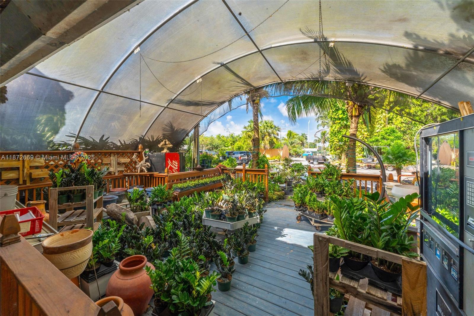 See details / sq. ft. $ 2025-09-04 0 Photo