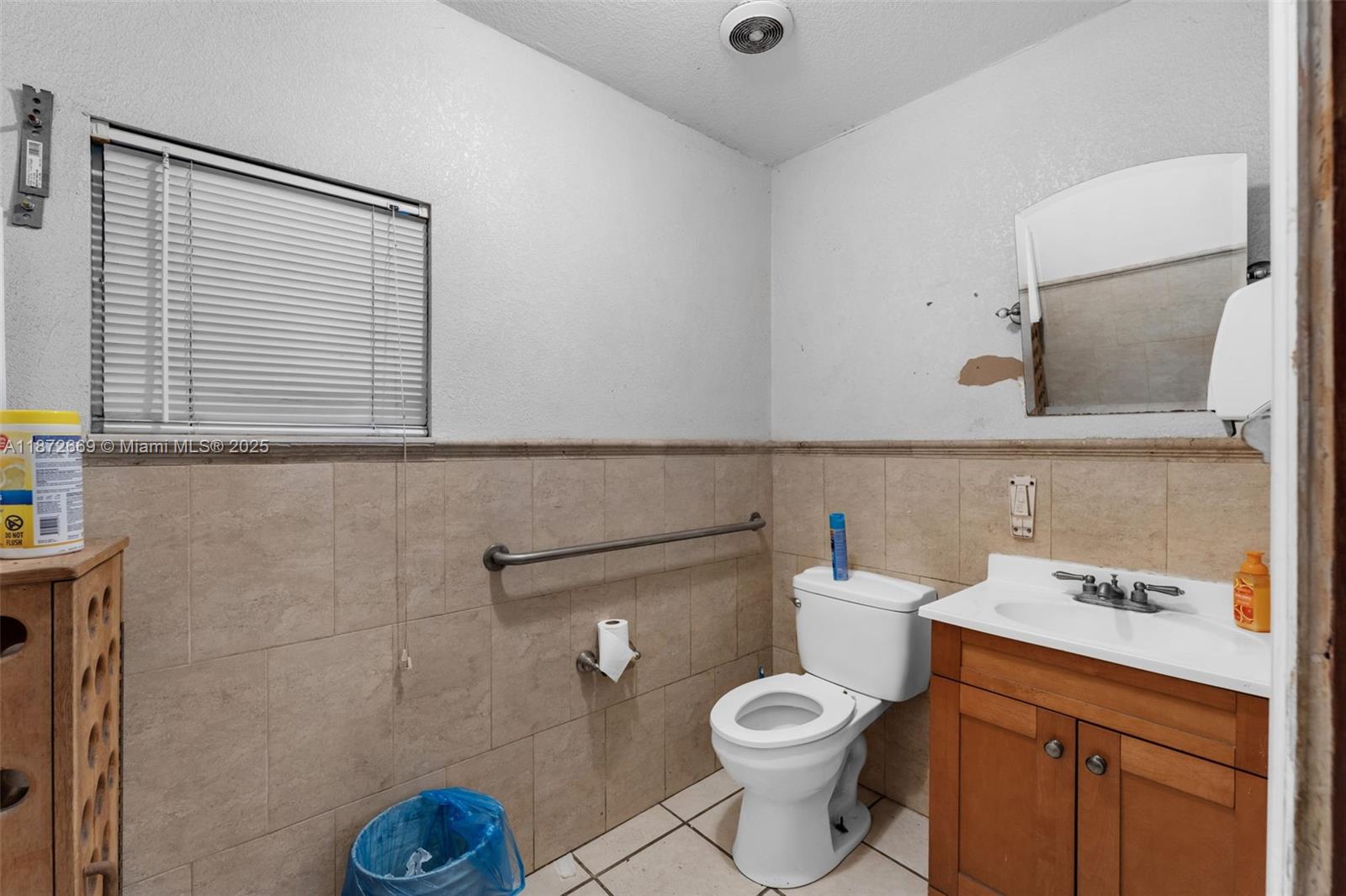 See details / sq. ft. $ 2025-09-04 0 Photo