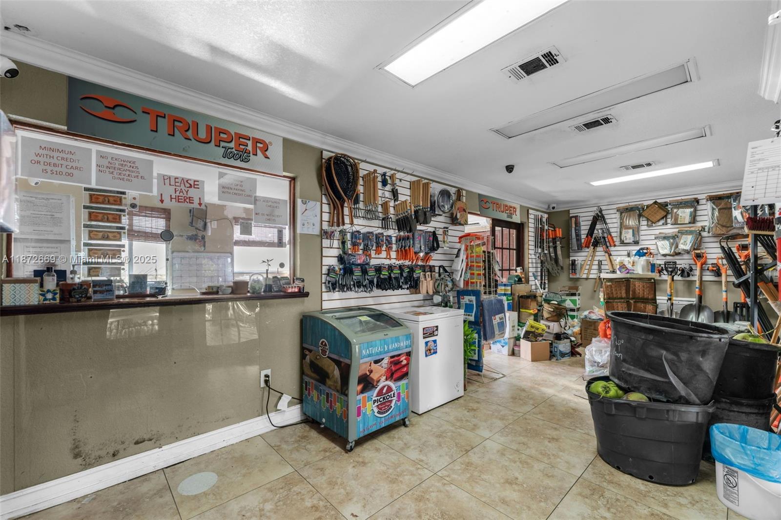 See details / sq. ft. $ 2025-09-04 0 Photo