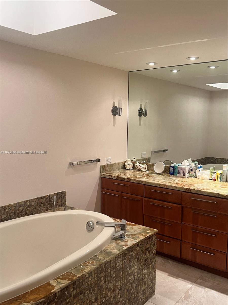 Photo of 19355 Turnberry Way  #21D, Aventura, Florida, 33180 - 