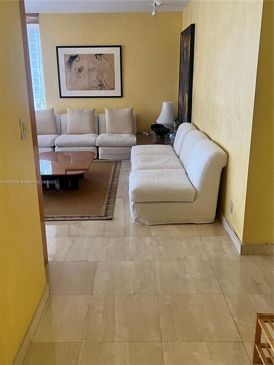Photo of 19355 Turnberry Way  #21D, Aventura, Florida, 33180 - 