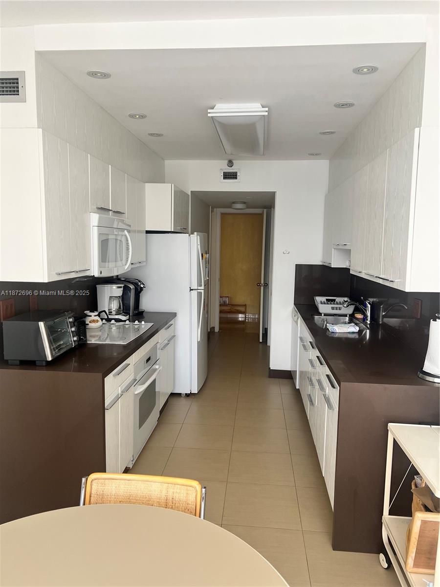 Photo of 19355 Turnberry Way  #21D, Aventura, Florida, 33180 - 