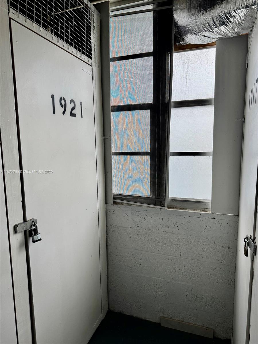 See details 1921 2 / 2 1350 sq. ft. $ 2025-09-04 0 Photo