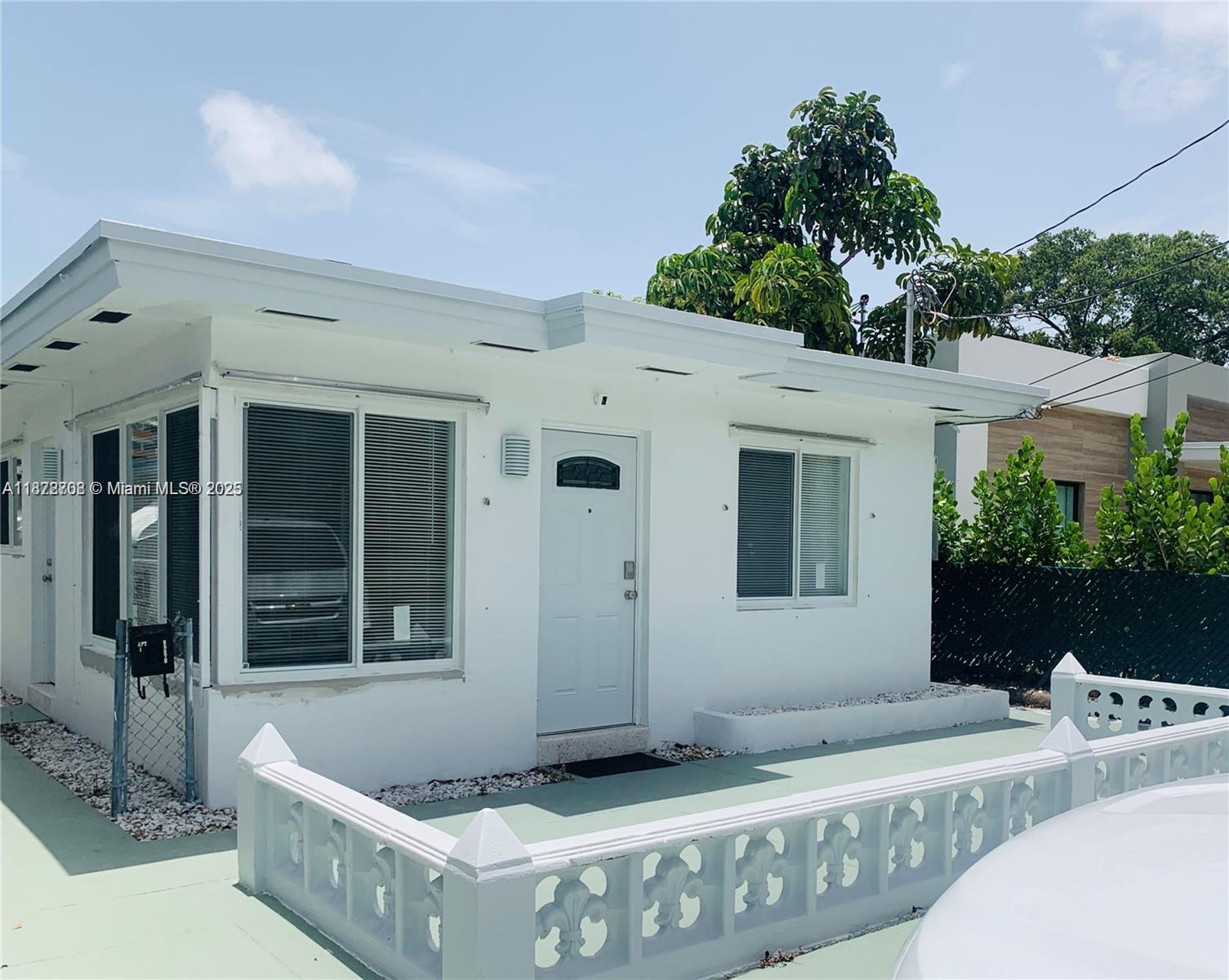  /  1046 sq. ft. $ 2025-09-04 0 Photo