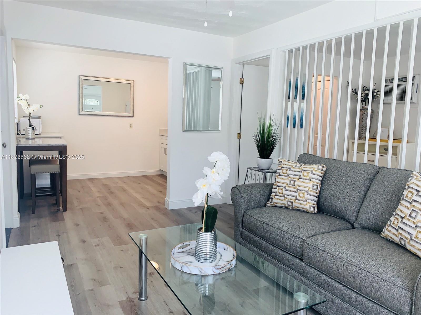   /  1046 sq. ft. $ 2025-09-04 0 Photo