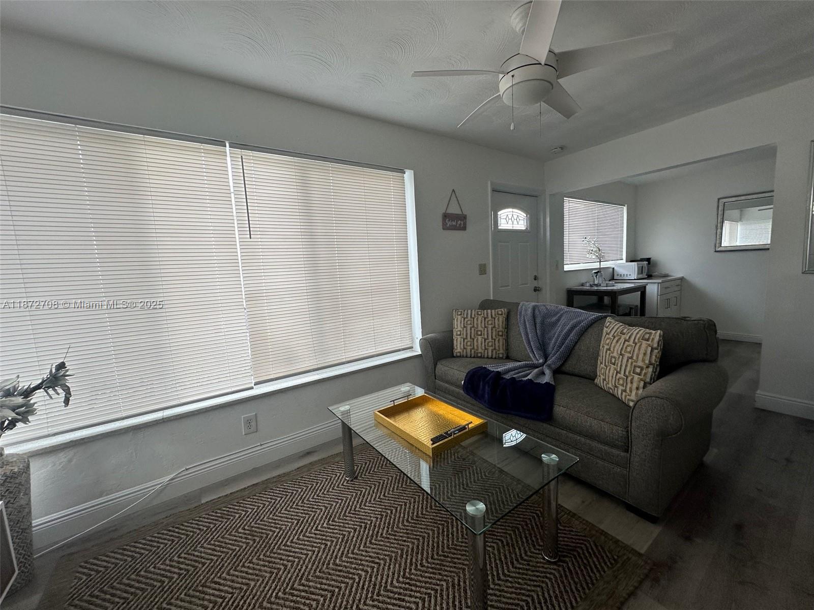  /  1046 sq. ft. $ 2025-09-04 0 Photo