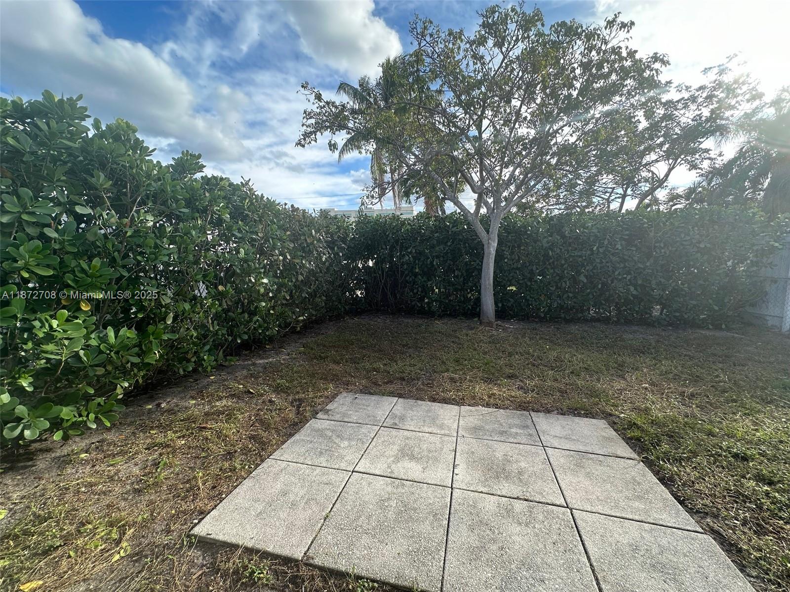   /  1046 sq. ft. $ 2025-09-04 0 Photo