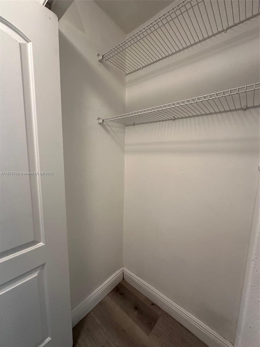   /  1046 sq. ft. $ 2025-09-04 0 Photo