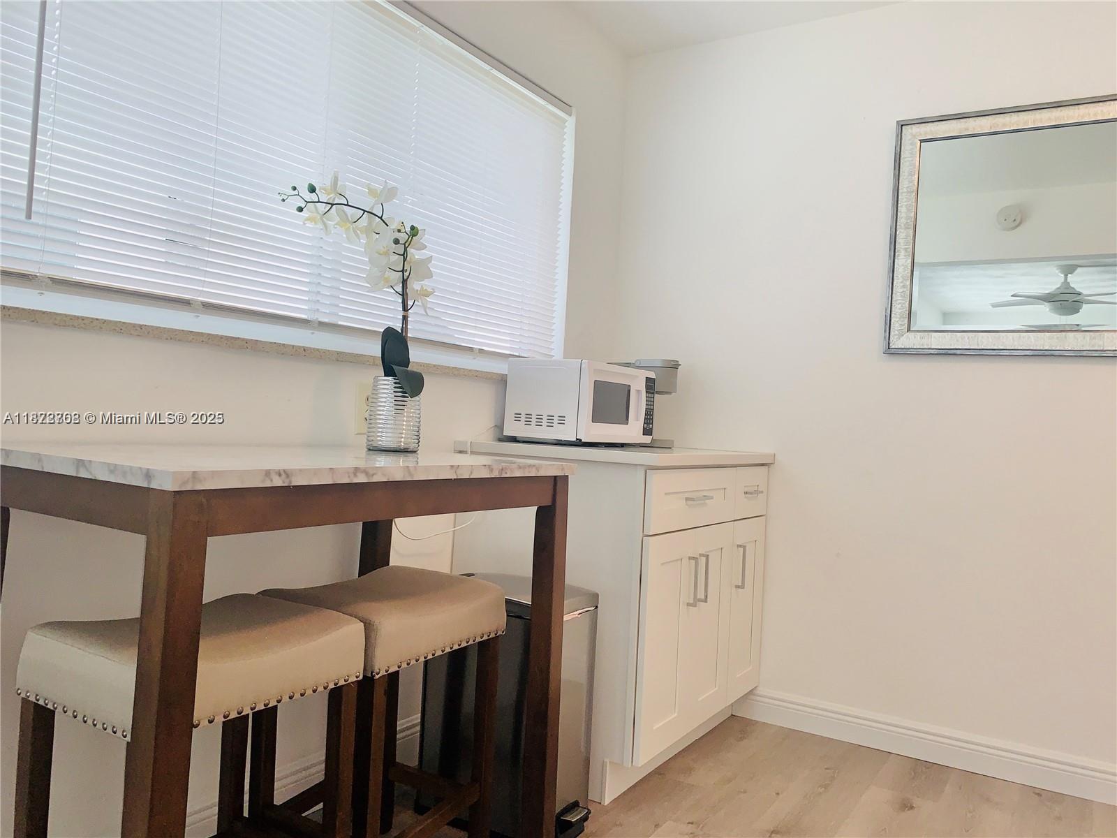   /  1046 sq. ft. $ 2025-09-04 0 Photo