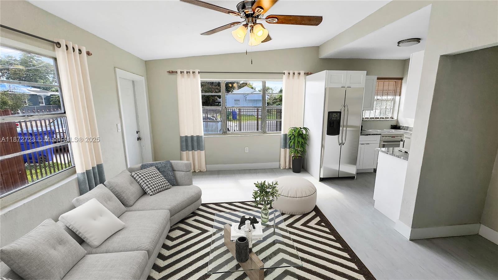 See details / 1080 sq. ft. $ 2025-09-04 0 Photo