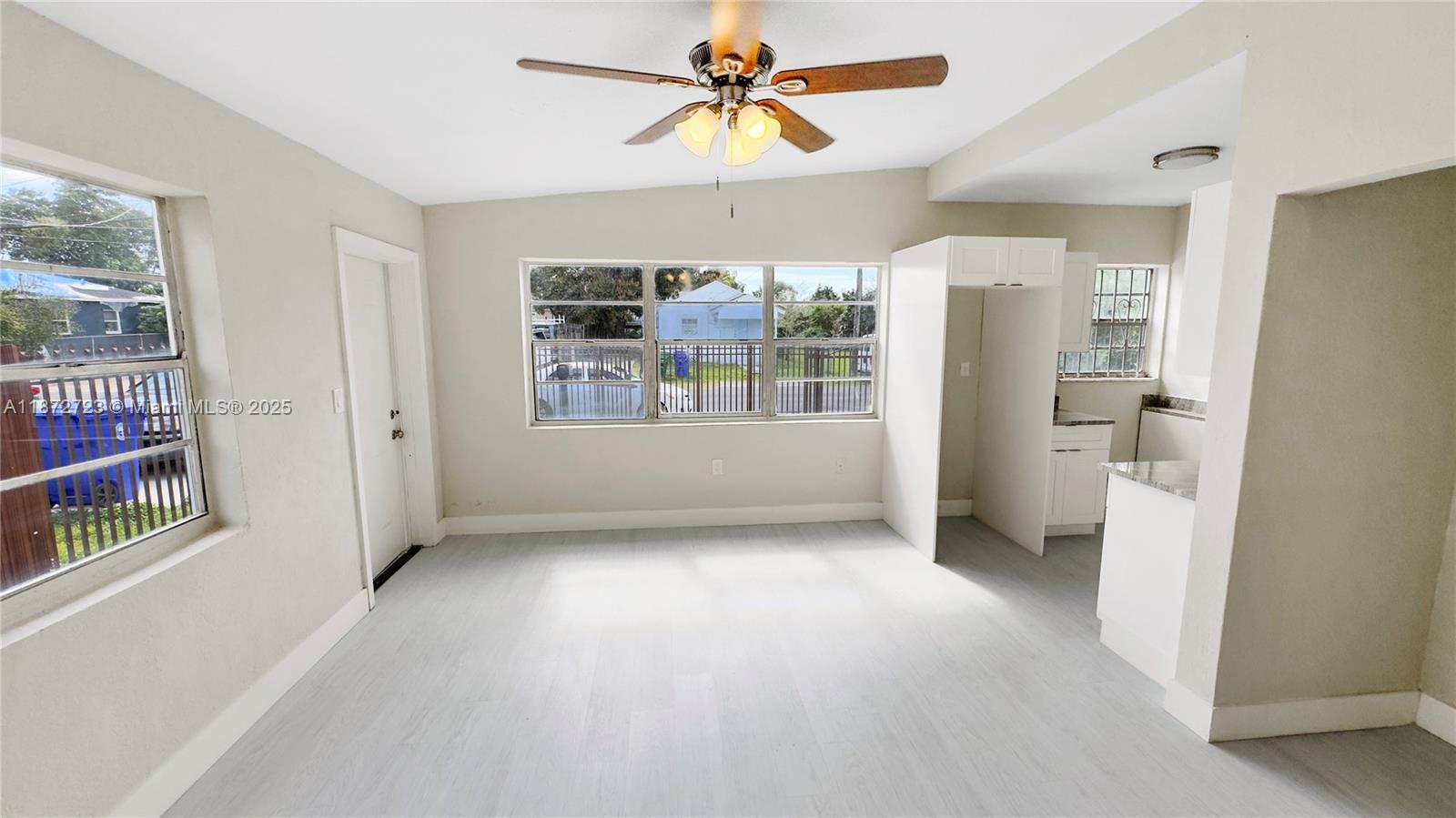 See details / 1080 sq. ft. $ 2025-09-04 0 Photo