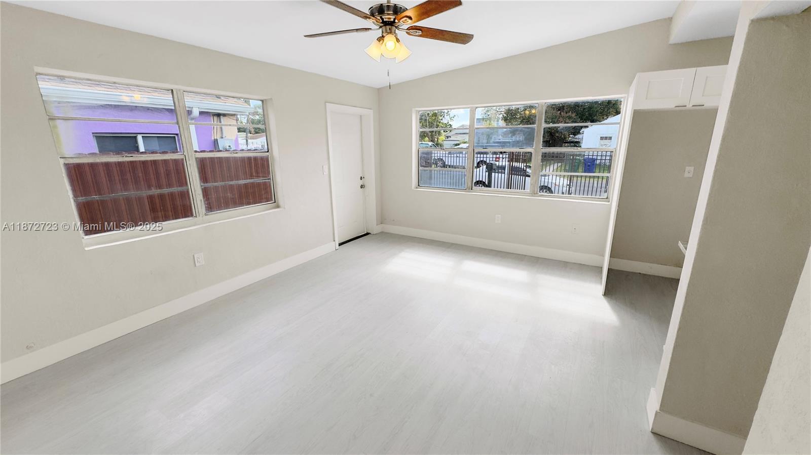 See details / 1080 sq. ft. $ 2025-09-04 0 Photo
