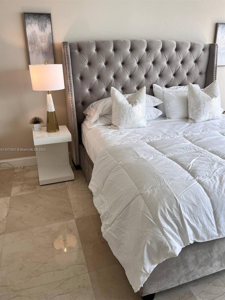 See details 3508 3 / 3 1571 sq. ft. $ 2025-09-04 0 Photo